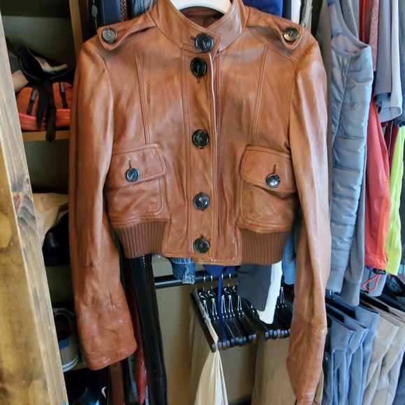100% Authentic Burberry Cropped Lambskin Leather Jacket - Picture 1 of 16